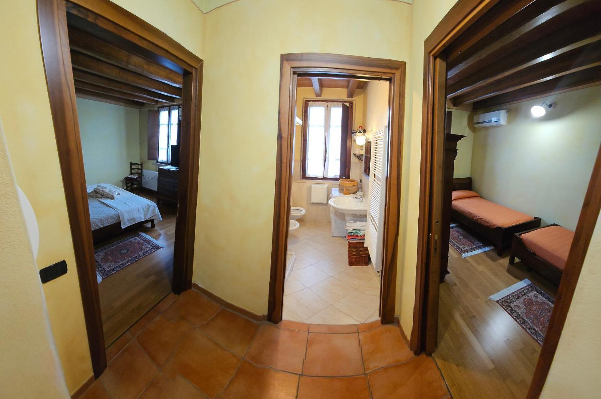 Corte La Guarnigione Valeggio sul Mincio Exterior foto